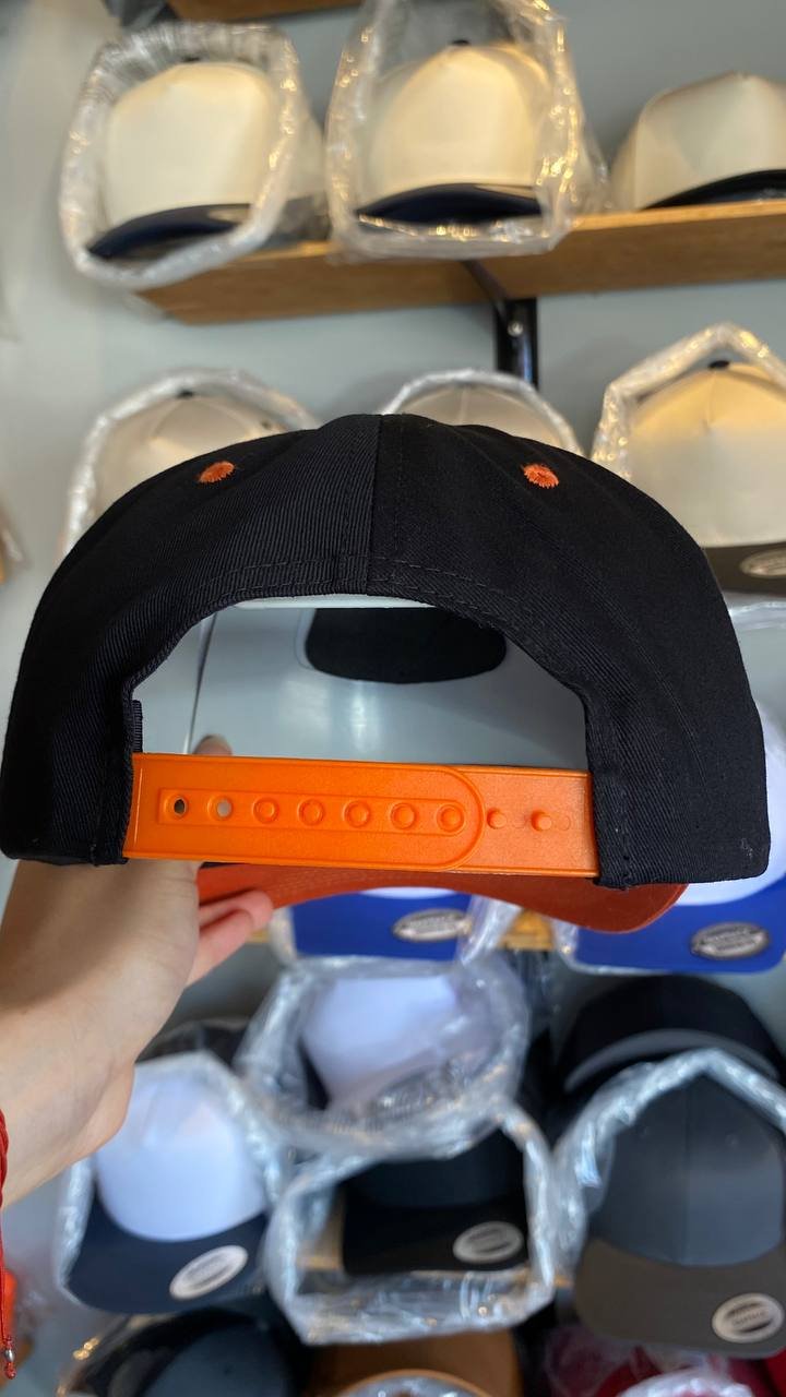 Gorra Negro/Naranja