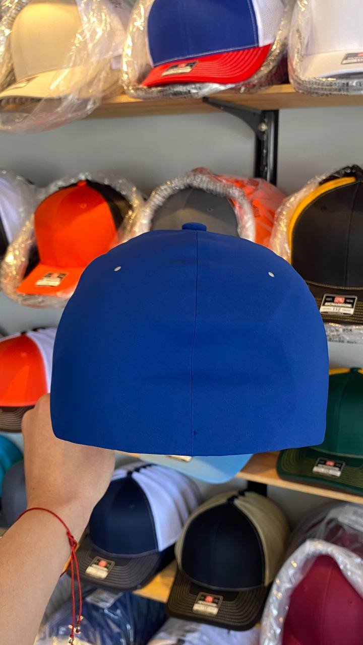 Gorra Azul rey nuevo 2024