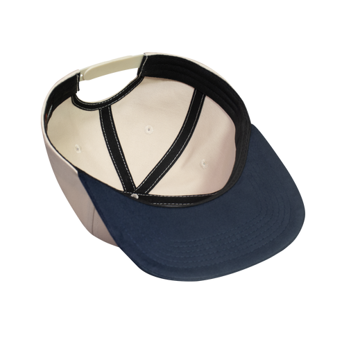 Gorra plana arena con negro